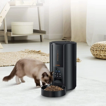 Automatic Pet Feeder — Programmable Food Dispenser for Dogs & Cats